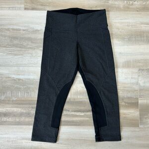 lululemon Athletica Wonder Crop, size 4